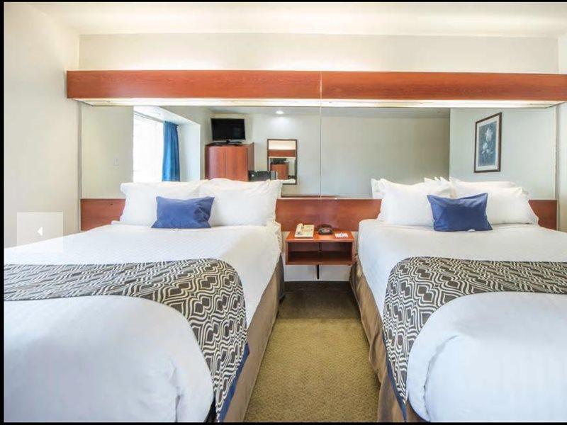 Microtel Inn And Suites By Wyndham Miami Ok Exteriér fotografie