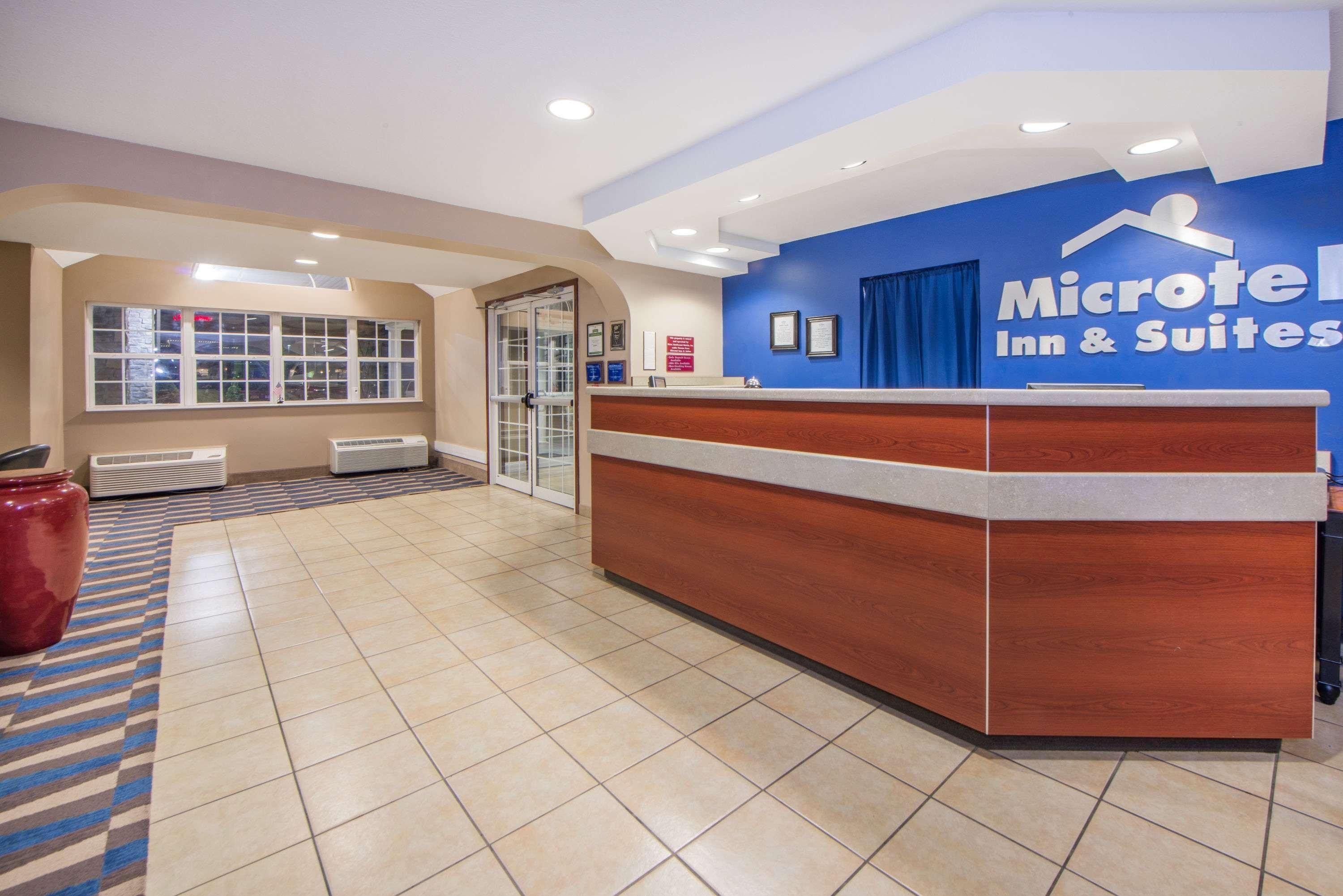 Microtel Inn And Suites By Wyndham Miami Ok Exteriér fotografie