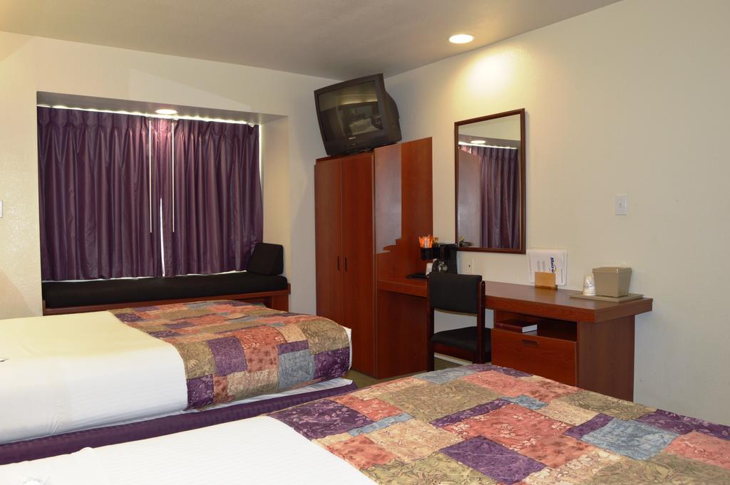 Microtel Inn And Suites By Wyndham Miami Ok Pokoj fotografie
